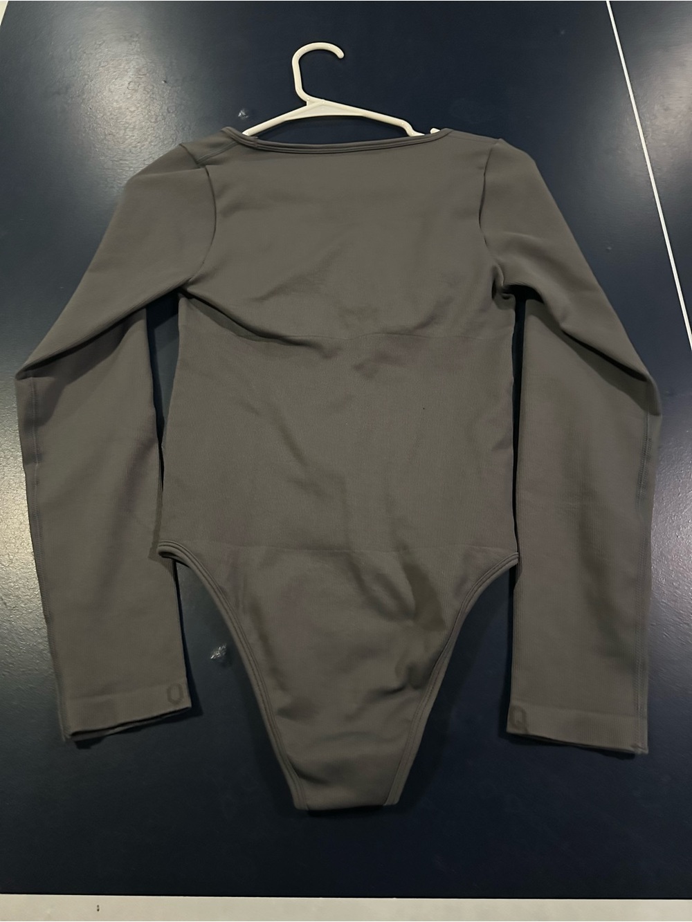 OQQ long sleeve bodysuit - Picture 2 of 3